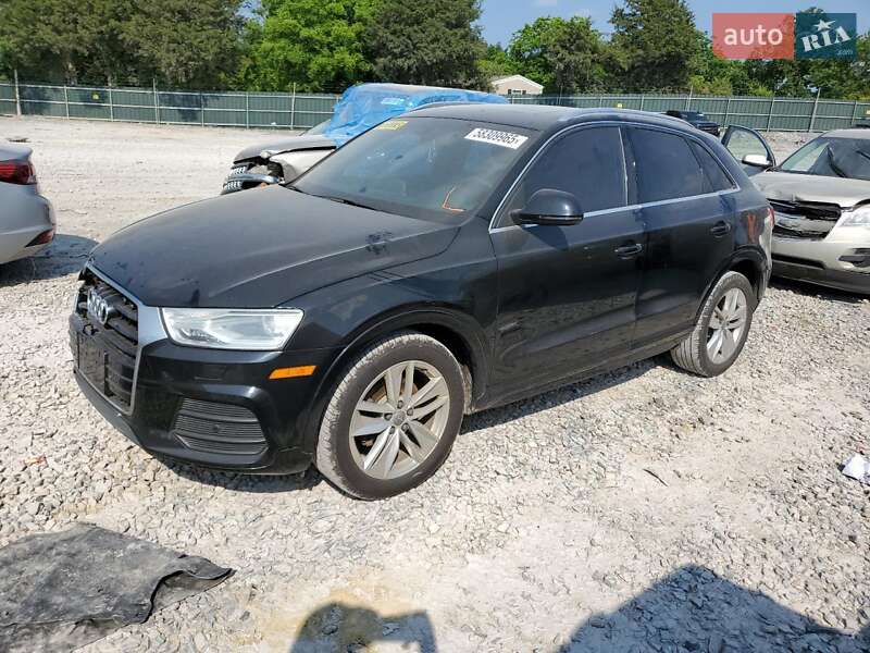 Внедорожник / Кроссовер Audi Q3 2016 в Львове