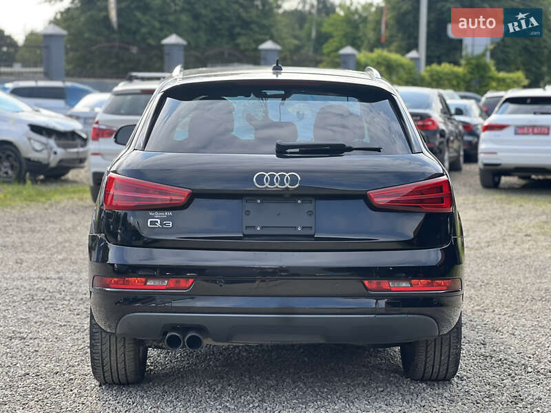 Позашляховик / Кросовер Audi Q3 2015 в Стрию