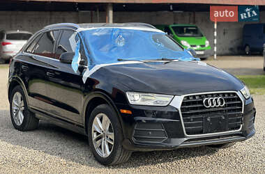 Внедорожник / Кроссовер Audi Q3 2015 в 