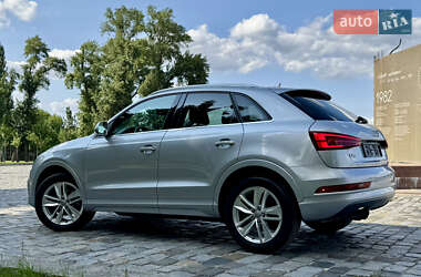 Внедорожник / Кроссовер Audi Q3 2016 в 