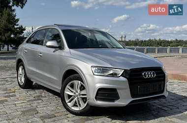 Внедорожник / Кроссовер Audi Q3 2016 в 