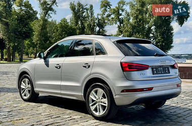 Внедорожник / Кроссовер Audi Q3 2016 в 