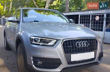 Внедорожник / Кроссовер Audi Q3 2015 в 