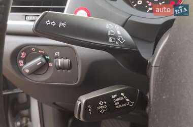 Внедорожник / Кроссовер Audi Q3 2015 в 