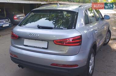 Внедорожник / Кроссовер Audi Q3 2015 в 