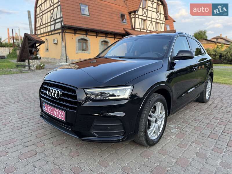 Внедорожник / Кроссовер Audi Q3 2016 в Калуше