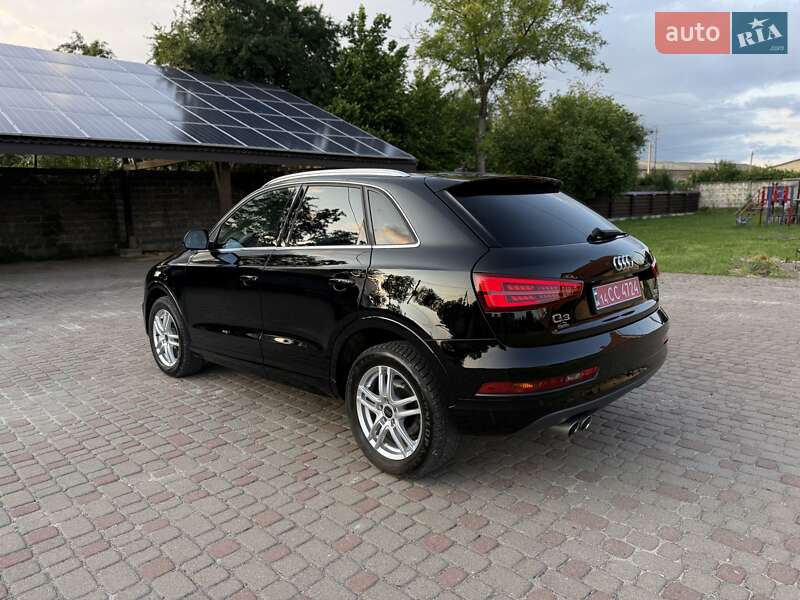 Внедорожник / Кроссовер Audi Q3 2016 в Калуше