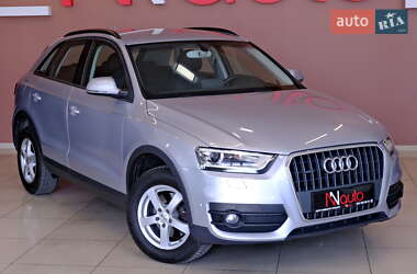 Внедорожник / Кроссовер Audi Q3 2015 в 
