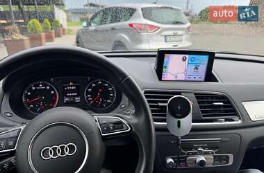 Внедорожник / Кроссовер Audi Q3 2016 в 