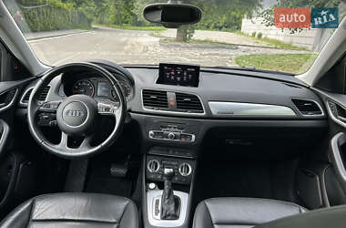 Внедорожник / Кроссовер Audi Q3 2015 в 
