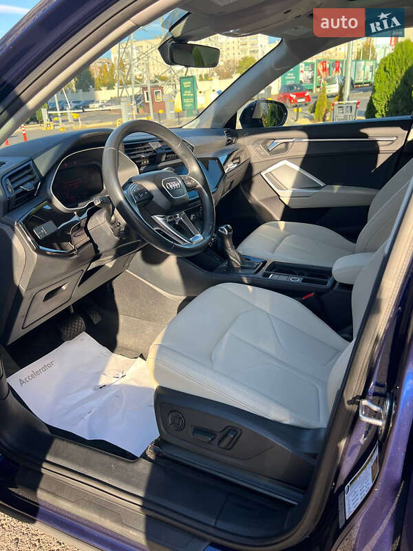 Внедорожник / Кроссовер Audi Q3 2020 в Одессе
