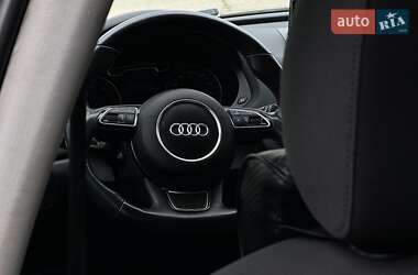 Внедорожник / Кроссовер Audi Q3 2012 в 