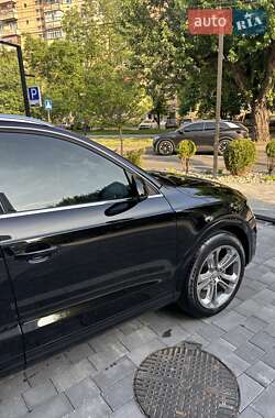Внедорожник / Кроссовер Audi Q3 2014 в 
