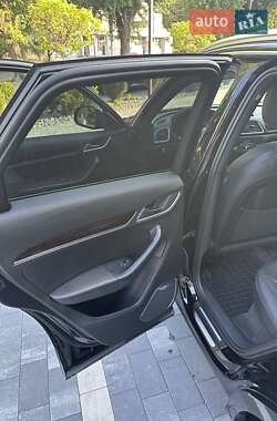 Внедорожник / Кроссовер Audi Q3 2014 в 