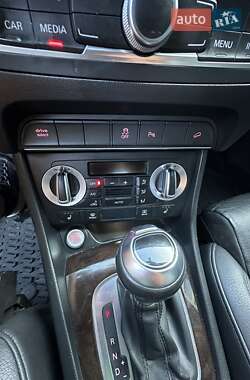 Внедорожник / Кроссовер Audi Q3 2014 в 