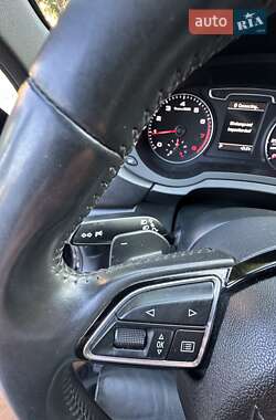 Внедорожник / Кроссовер Audi Q3 2014 в 