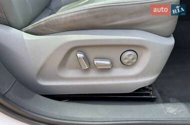 Внедорожник / Кроссовер Audi Q3 2017 в 