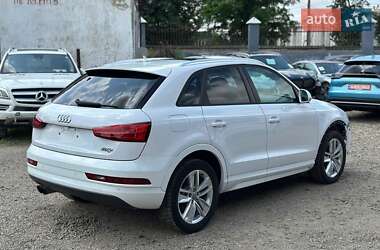 Внедорожник / Кроссовер Audi Q3 2017 в 
