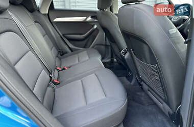 Позашляховик / Кросовер Audi Q3 2016 в Дніпрі
