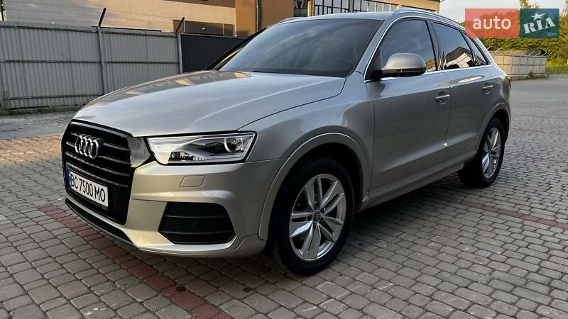 Внедорожник / Кроссовер Audi Q3 2015 в 
