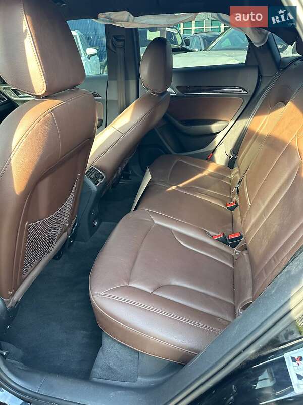 Позашляховик / Кросовер Audi Q3 2016 в Стрию