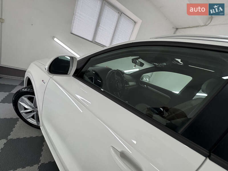 Внедорожник / Кроссовер Audi Q3 2018 в Трускавце