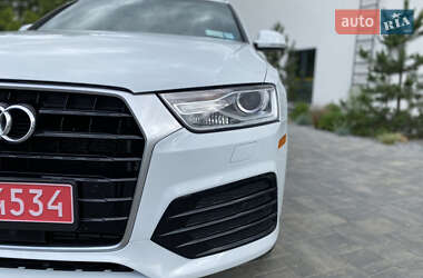 Внедорожник / Кроссовер Audi Q3 2017 в 
