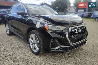 Внедорожник / Кроссовер Audi Q3 2019 в 