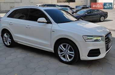 Внедорожник / Кроссовер Audi Q3 2012 в 