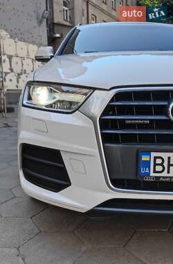 Внедорожник / Кроссовер Audi Q3 2012 в 