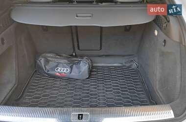 Внедорожник / Кроссовер Audi Q3 2012 в 