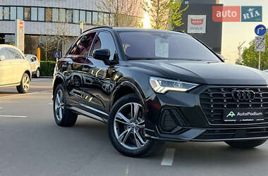 Внедорожник / Кроссовер Audi Q3 2019 в 