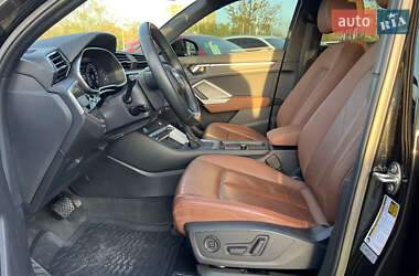 Внедорожник / Кроссовер Audi Q3 2019 в 