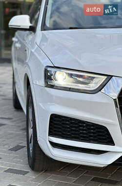 Внедорожник / Кроссовер Audi Q3 2015 в 