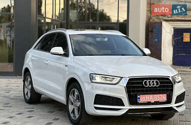 Внедорожник / Кроссовер Audi Q3 2015 в 