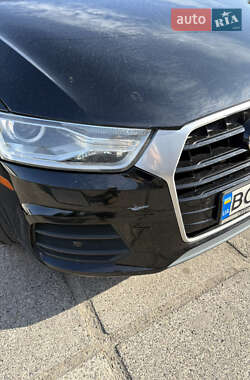 Внедорожник / Кроссовер Audi Q3 2015 в 