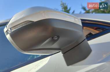 Внедорожник / Кроссовер Audi Q3 2022 в 
