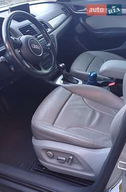 Внедорожник / Кроссовер Audi Q3 2016 в 