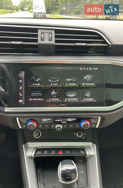 Внедорожник / Кроссовер Audi Q3 2024 в 