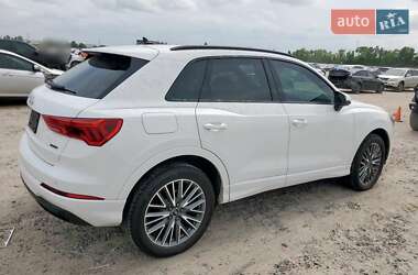 Внедорожник / Кроссовер Audi Q3 2024 в 