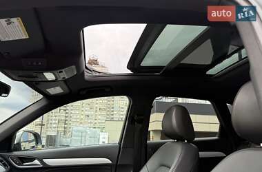 Внедорожник / Кроссовер Audi Q3 2017 в 