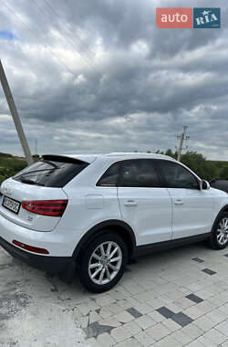 Внедорожник / Кроссовер Audi Q3 2012 в 