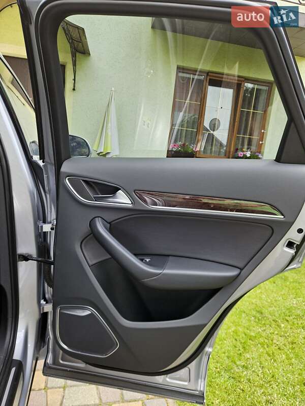 Внедорожник / Кроссовер Audi Q3 2015 в Черновцах фото 12 Внедорожник / Кроссовер Audi Q3 2015 в Черновцах