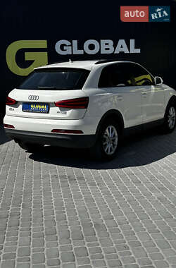 Внедорожник / Кроссовер Audi Q3 2013 в 