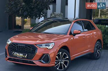 Внедорожник / Кроссовер Audi Q3 2020 в 