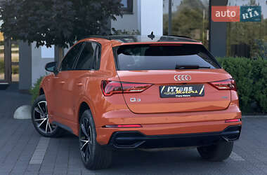 Внедорожник / Кроссовер Audi Q3 2020 в 