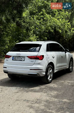 Внедорожник / Кроссовер Audi Q3 2019 в 