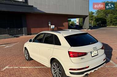 Внедорожник / Кроссовер Audi Q3 2017 в 