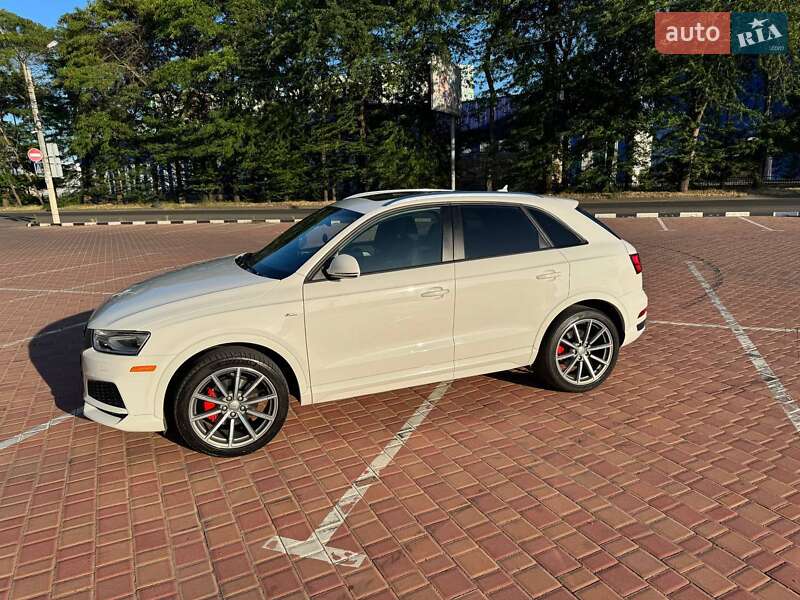 Внедорожник / Кроссовер Audi Q3 2017 в Одессе