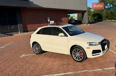 Внедорожник / Кроссовер Audi Q3 2017 в 